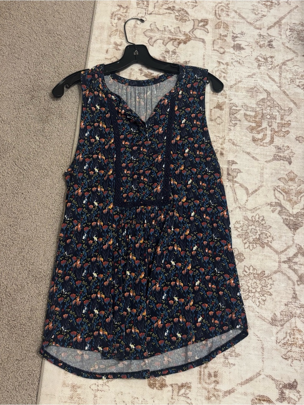Loft tank top size medium